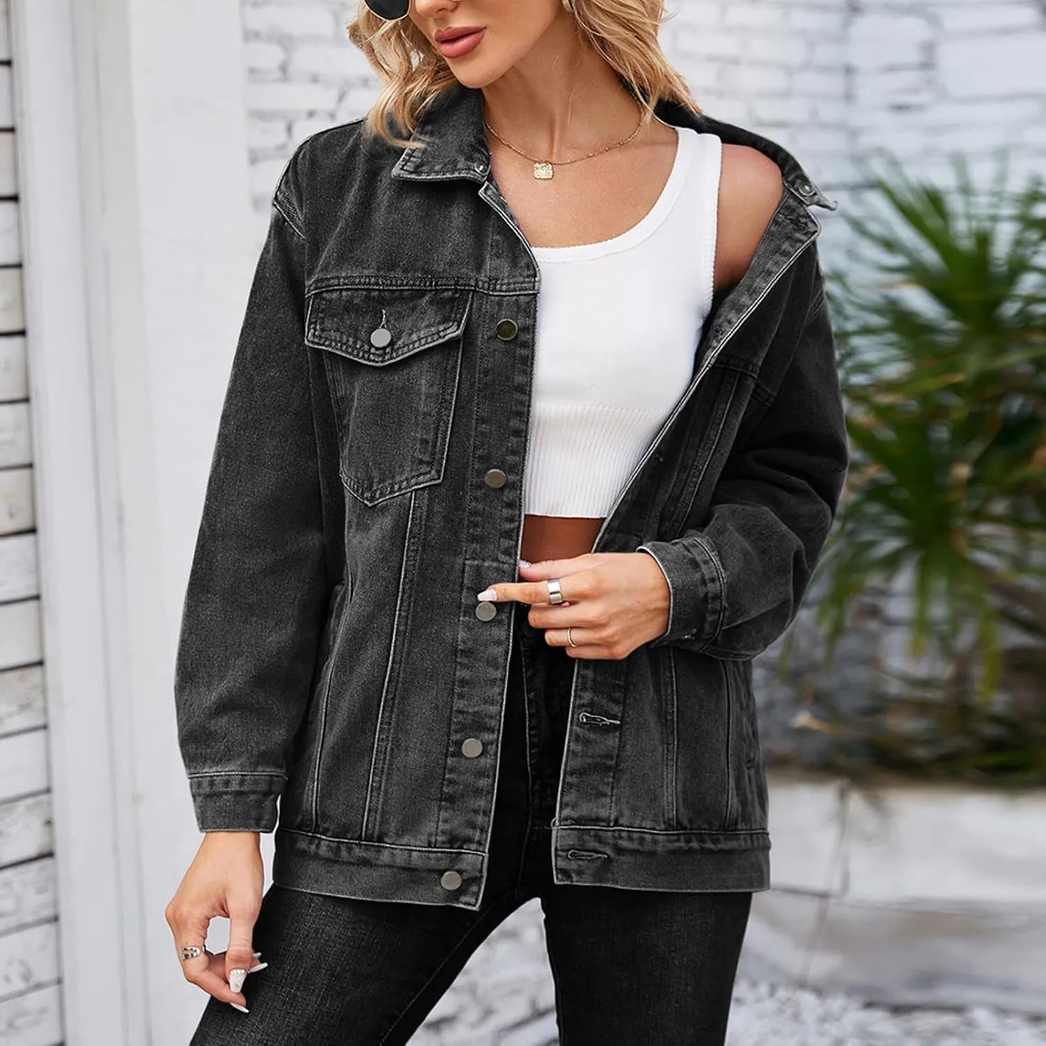 HGps8w Women's Denim Jackets Button Down Long Sleeve Basic Trendy 2025 Fall Trucker Jackets